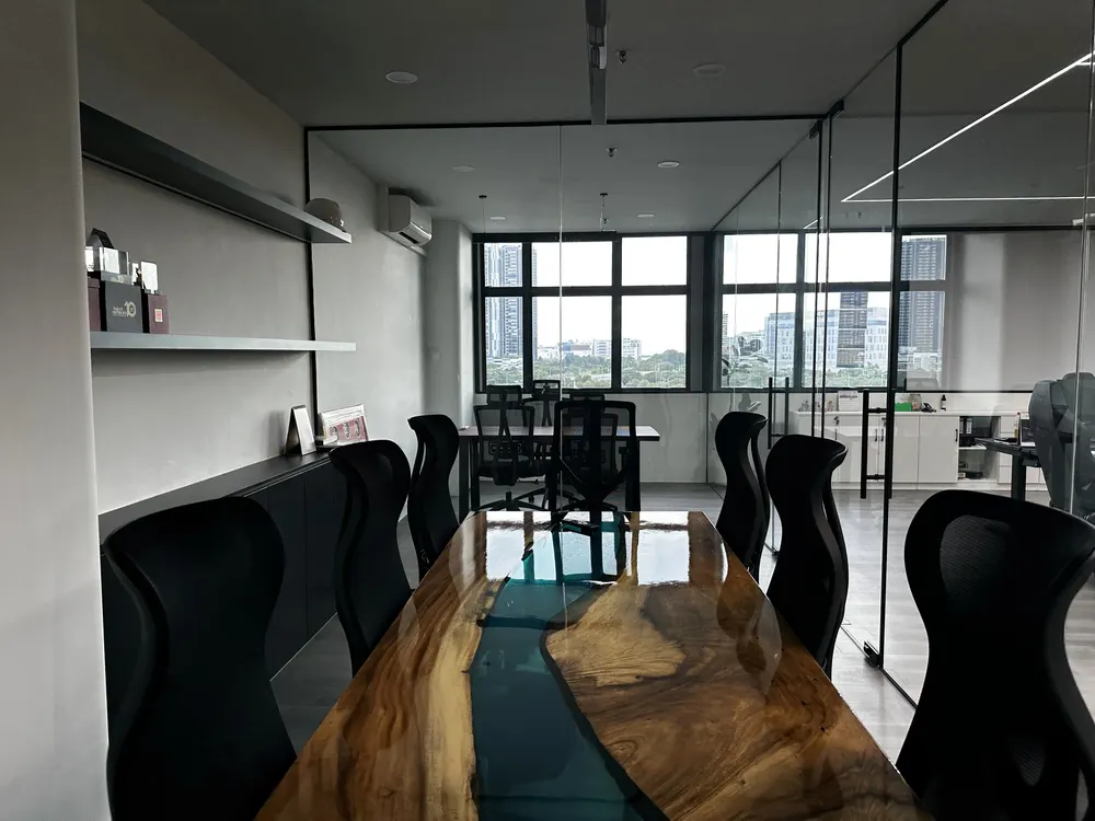 Tradehub 21 Office — Commercial · Office renovation by Smart Reno