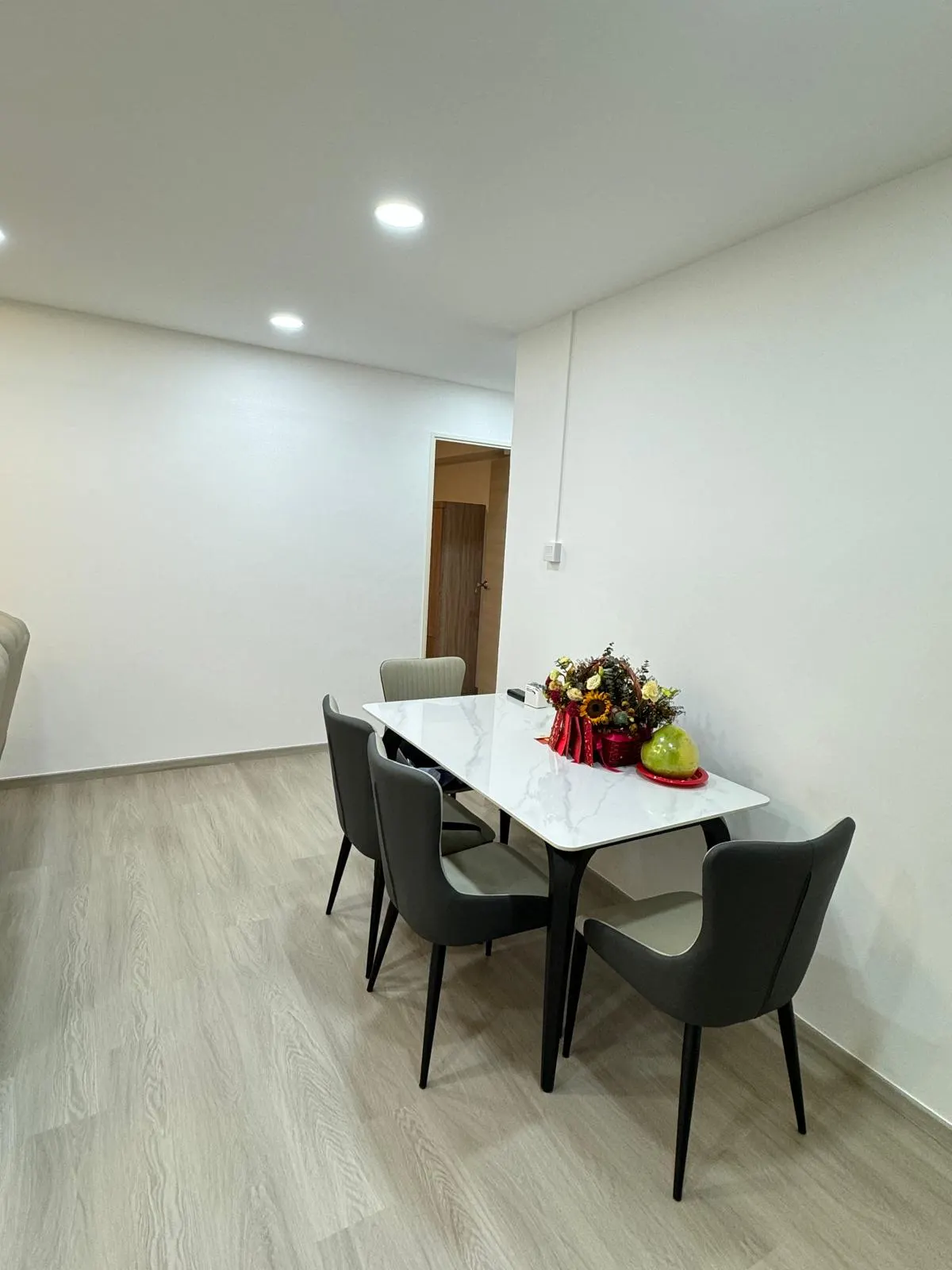 Jurong West Street 61 — HDB · BTO renovation by Smart Reno